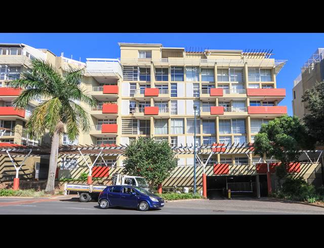 1 BEDROOM APARTMENT FOR SALE IN NEW TOWN CENTRE